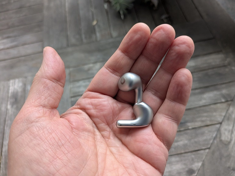 xiaomi buds 5 écouteurs ouverts au design proche des airpods